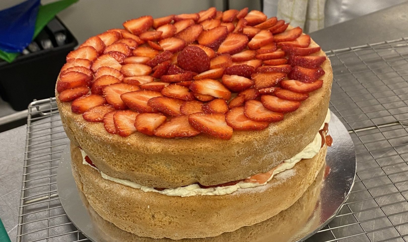 strawberry cake